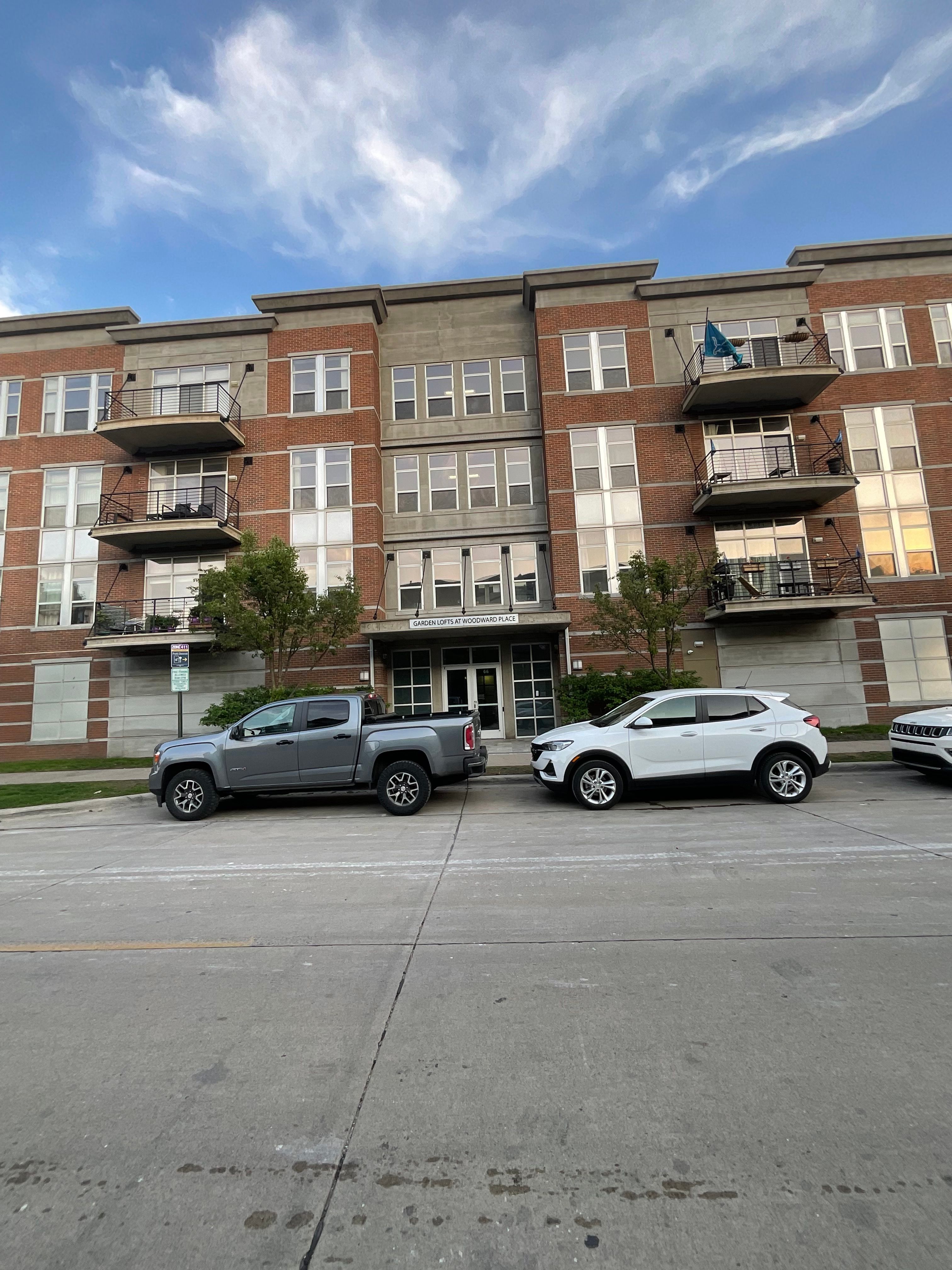 66 WINDER Street 325