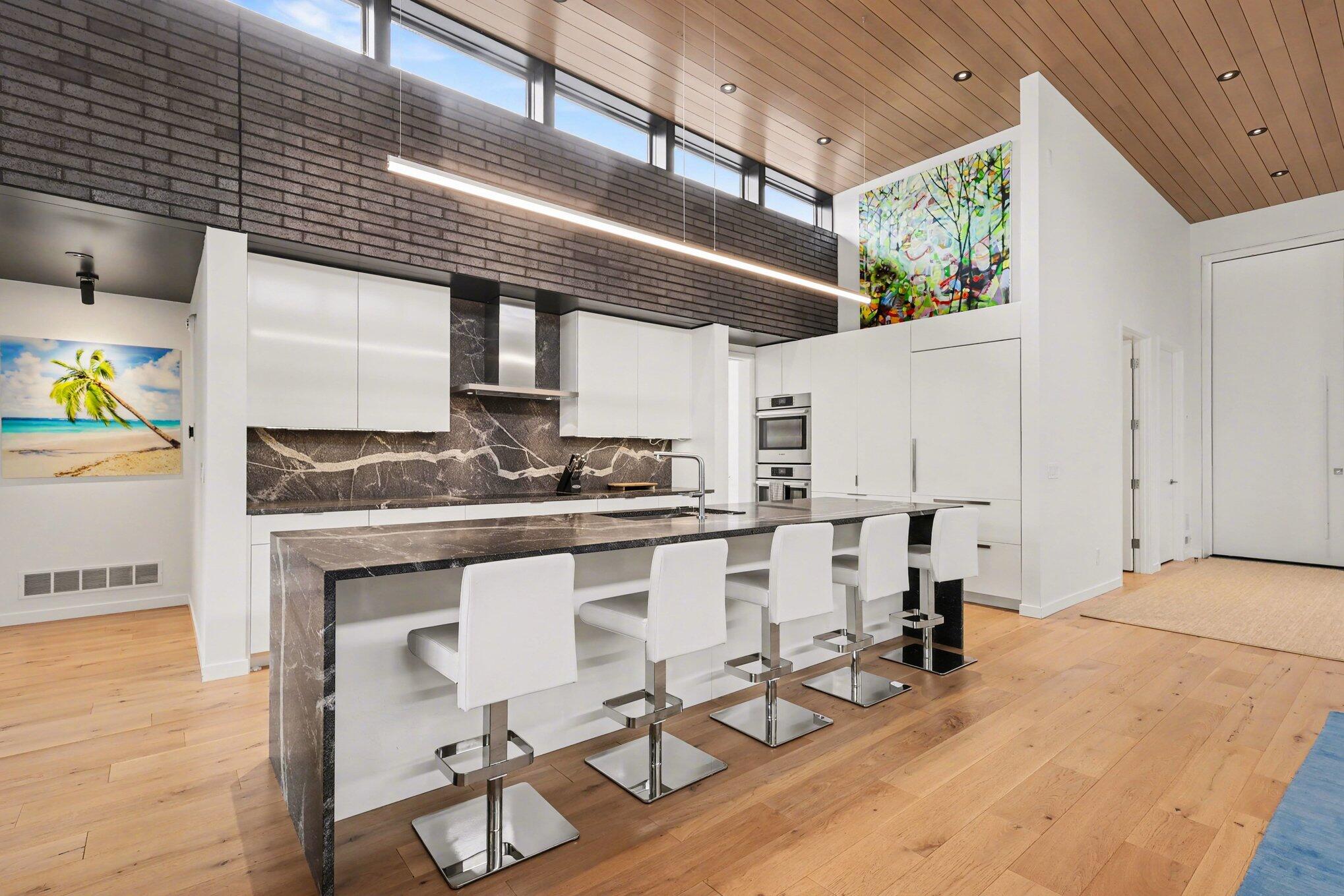 102 Mercer Drive SE