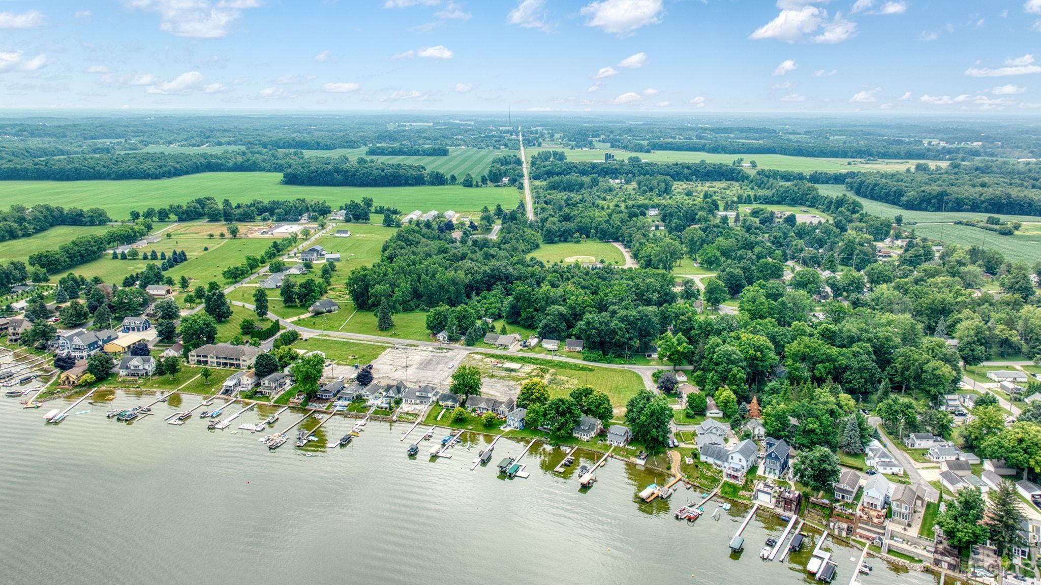 1100 Elm Block Street