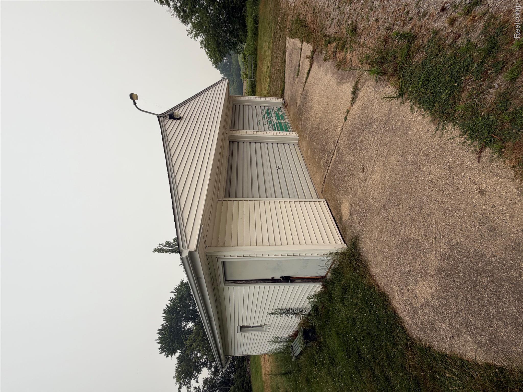 35 E Filion Road