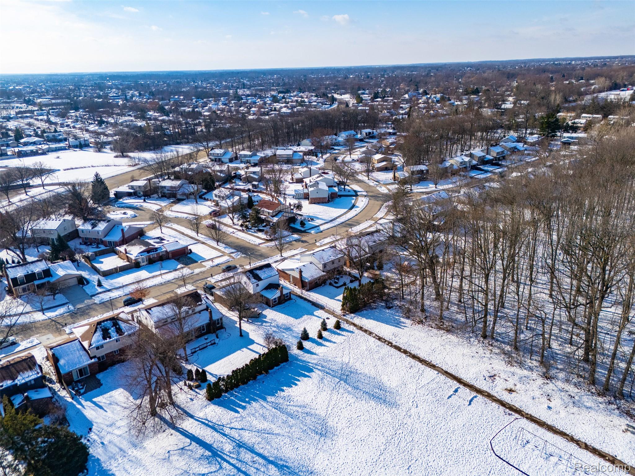 Canton, Michigan 48187, United States, 4 Bedrooms Bedrooms, ,3 BathroomsBathrooms,Residential,Active,257564