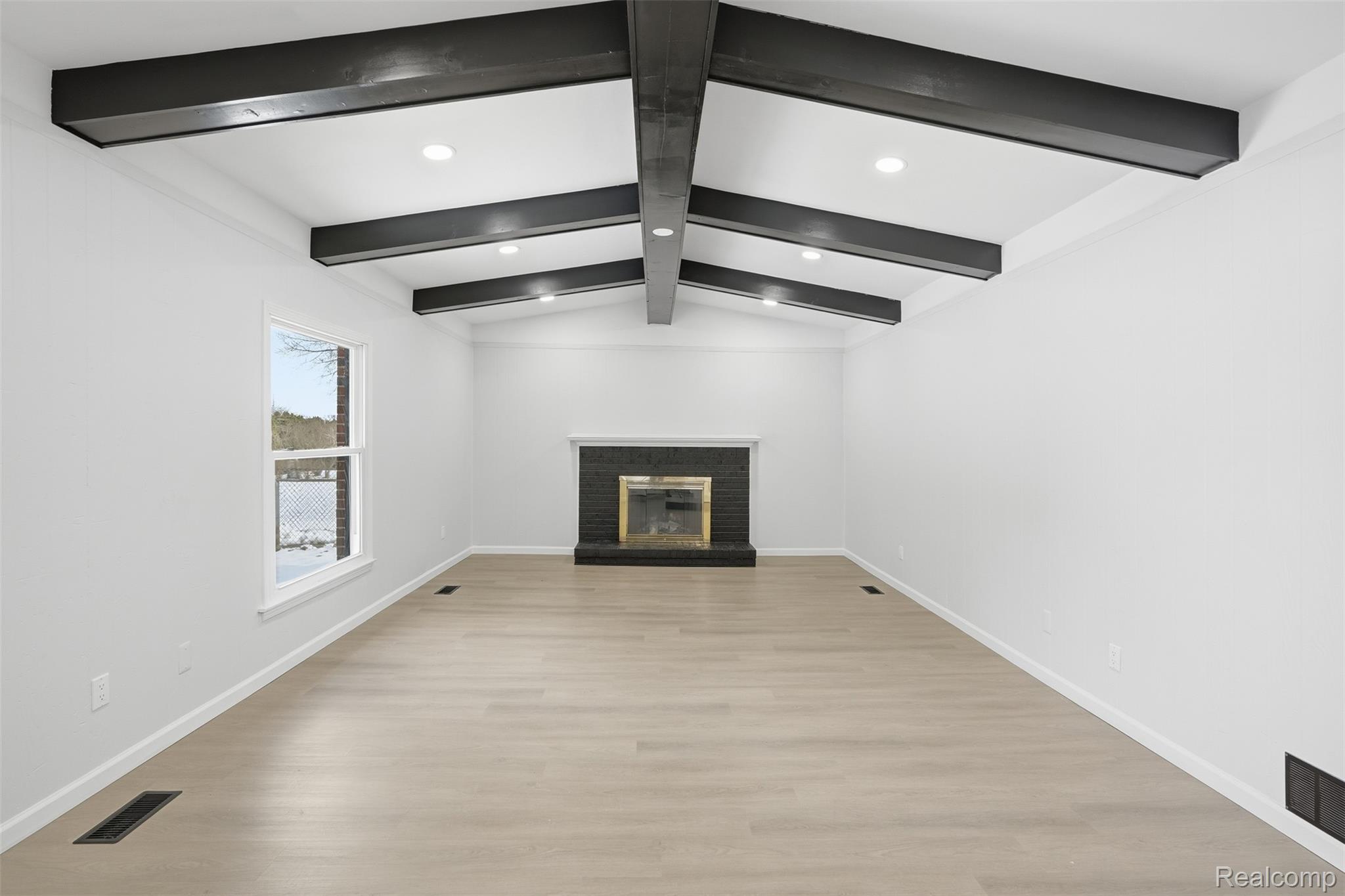 Canton, Michigan 48187, United States, 4 Bedrooms Bedrooms, ,3 BathroomsBathrooms,Residential,Active,257564