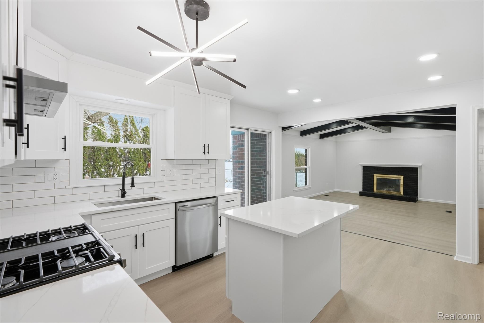 Canton, Michigan 48187, United States, 4 Bedrooms Bedrooms, ,3 BathroomsBathrooms,Residential,Active,257564