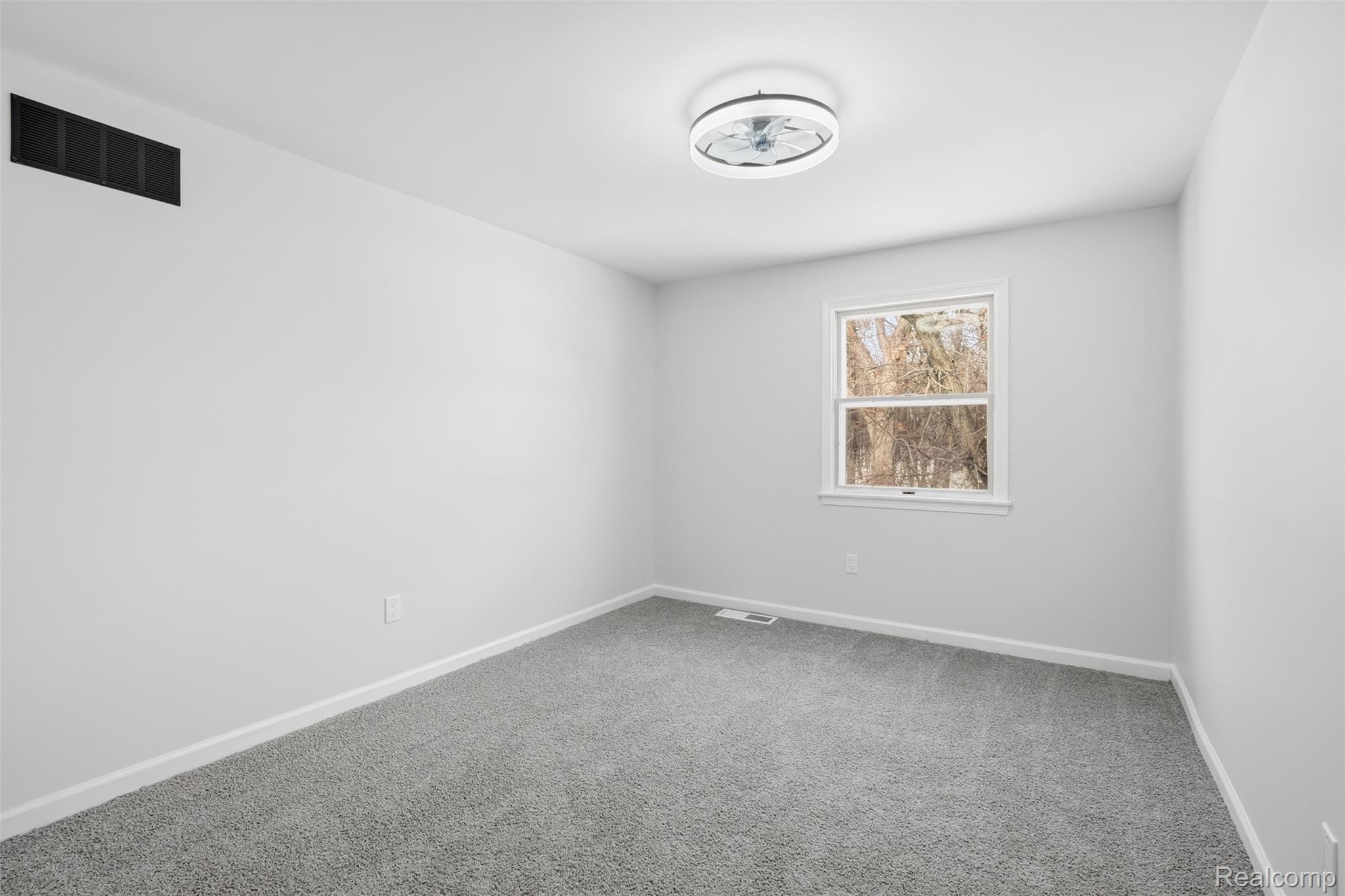 Canton, Michigan 48187, United States, 4 Bedrooms Bedrooms, ,3 BathroomsBathrooms,Residential,Active,257564