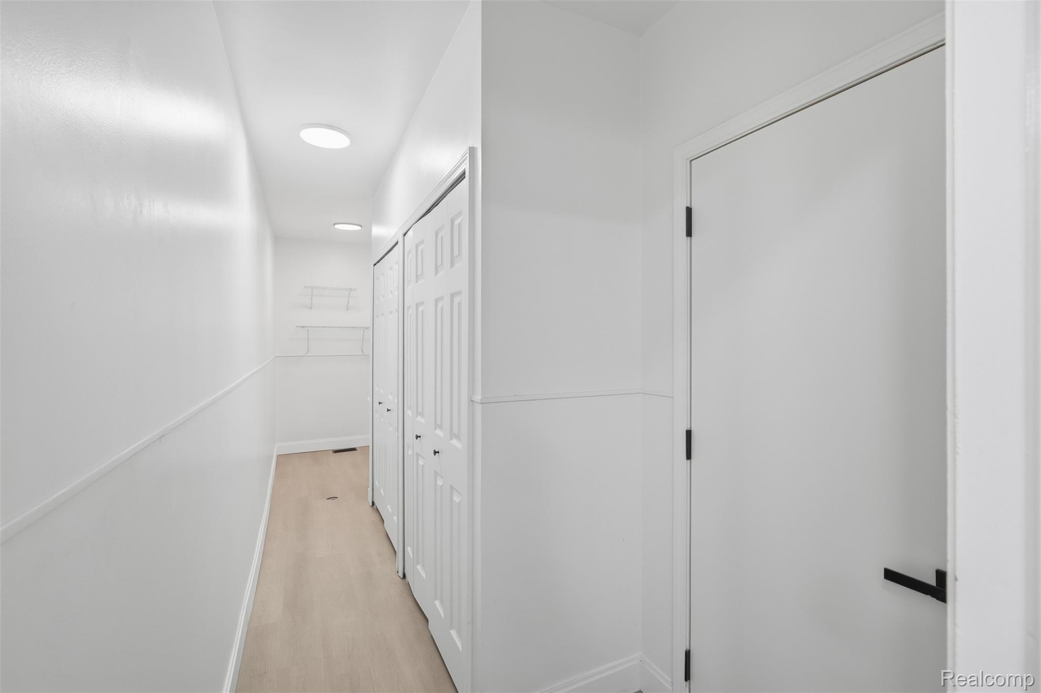 Canton, Michigan 48187, United States, 4 Bedrooms Bedrooms, ,3 BathroomsBathrooms,Residential,Active,257564