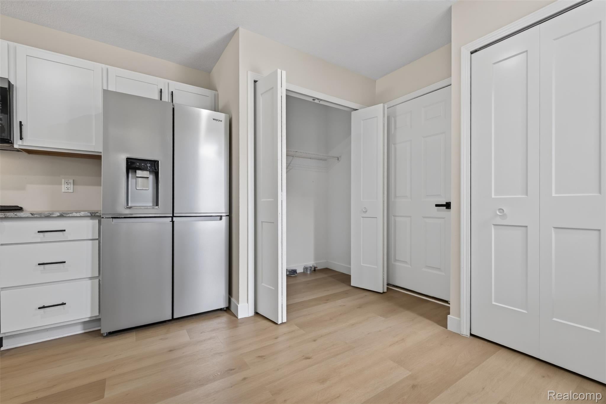 3108 Falcon Drive 25