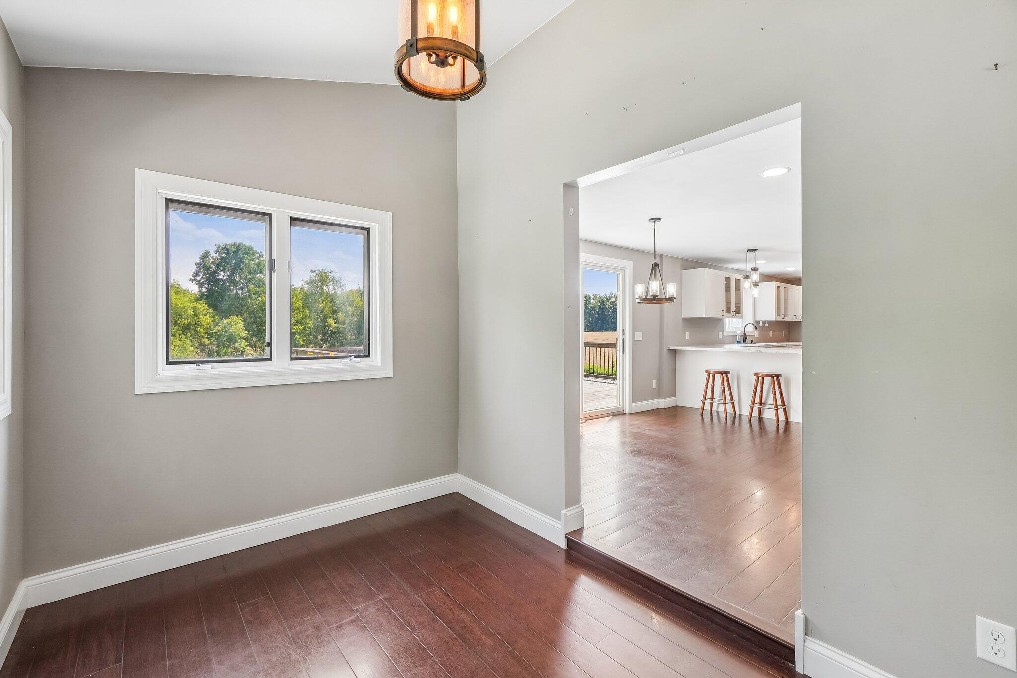 10120 Noggles Road