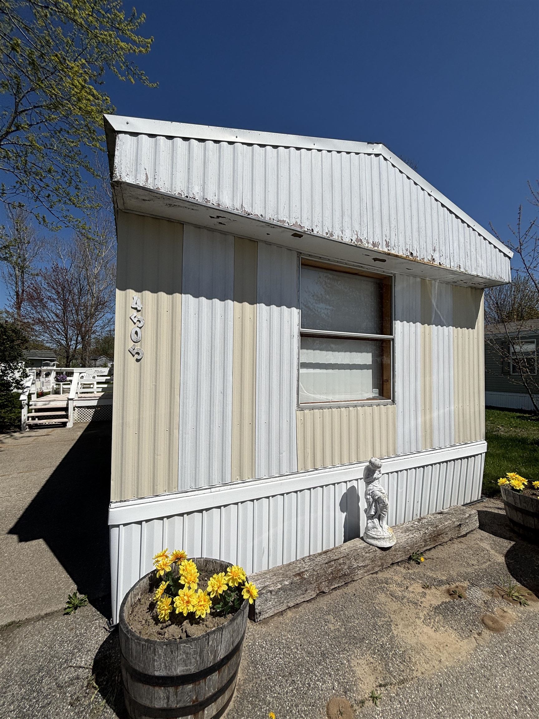 Listing image 6