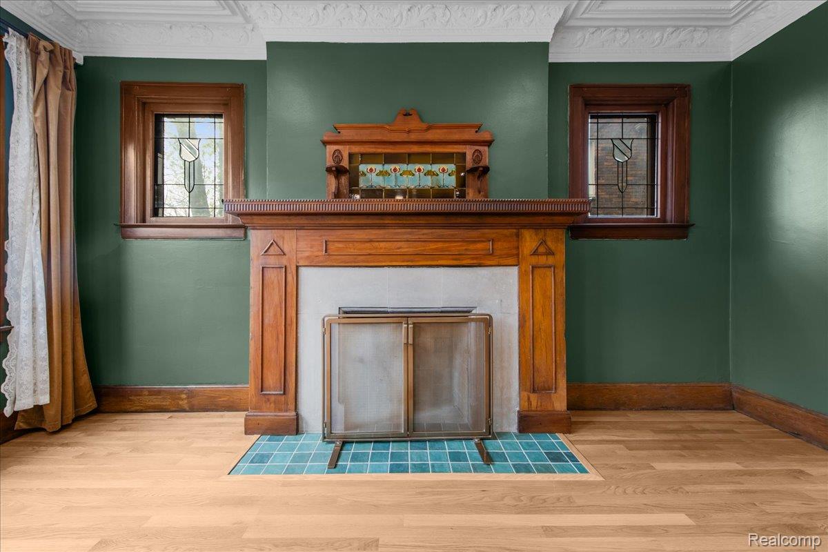 15323 Stahelin Avenue