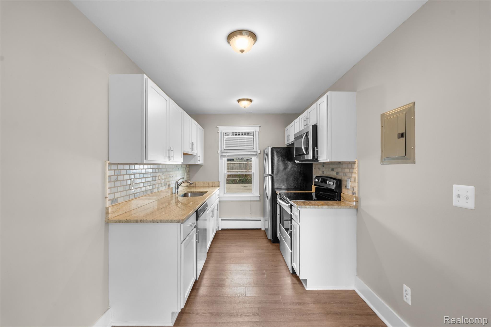 2131 Normandy