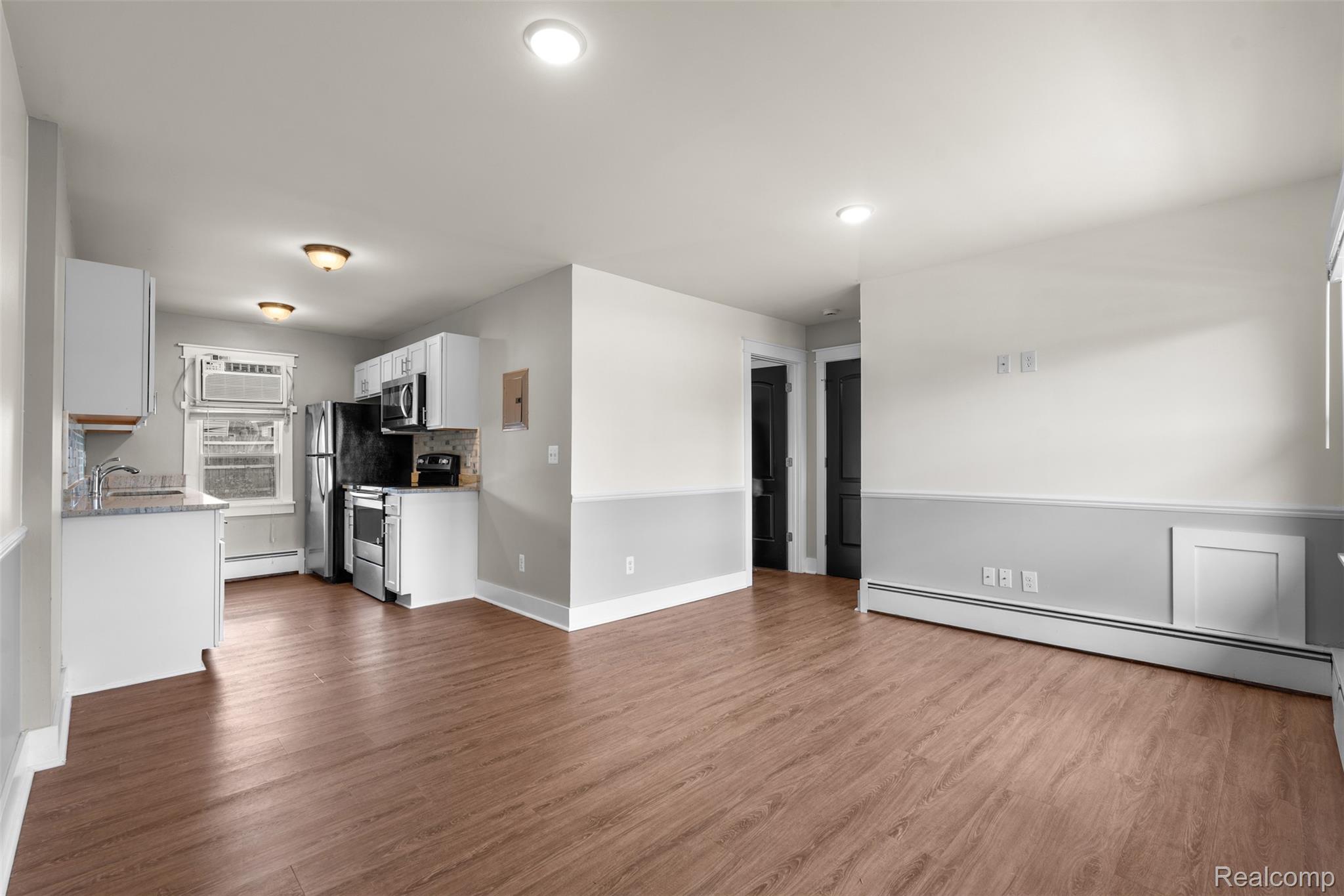 2131 Normandy