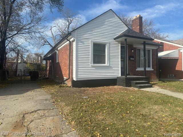 19457 Hubbell Street