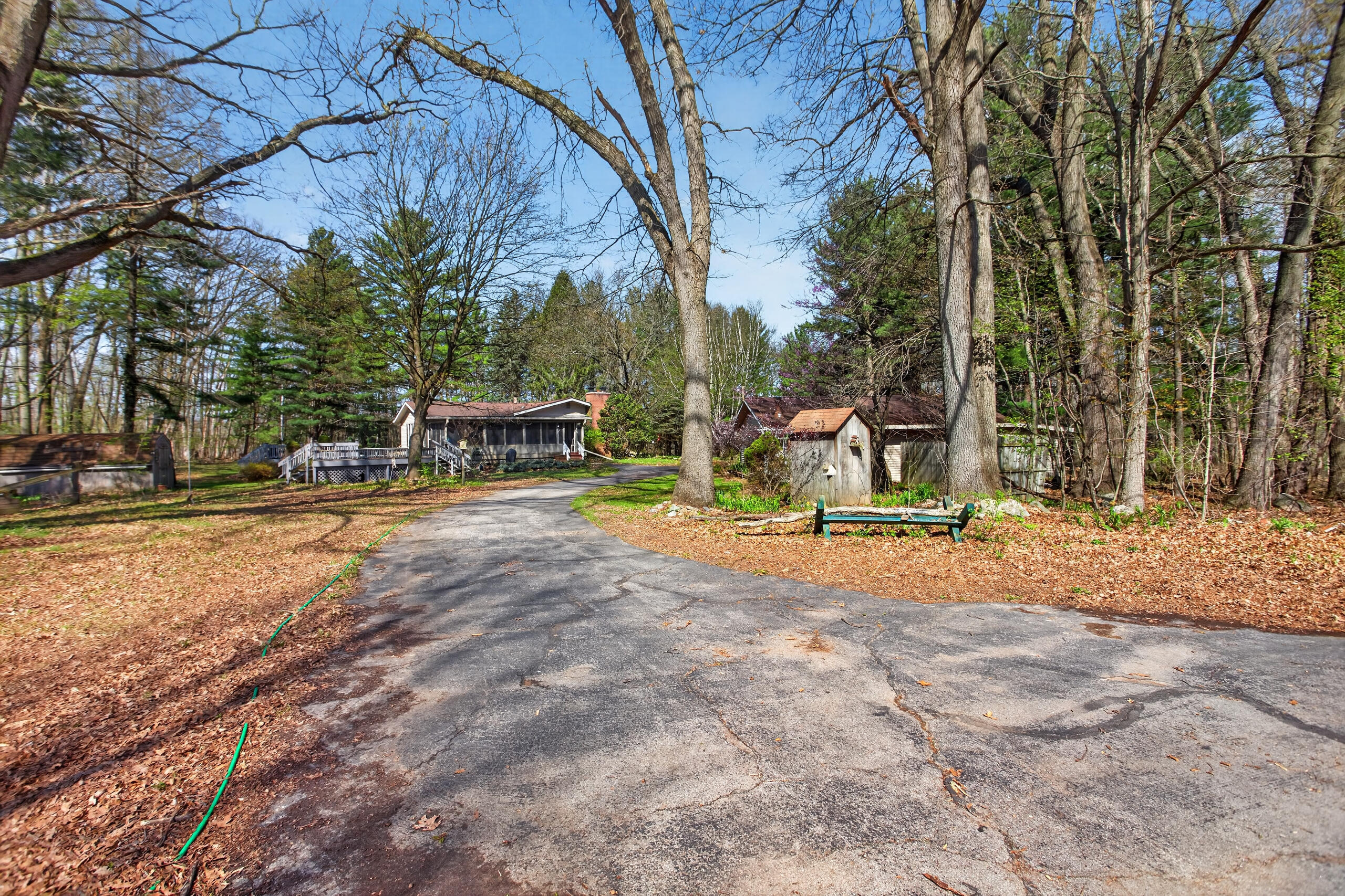 9437 Fisk Road