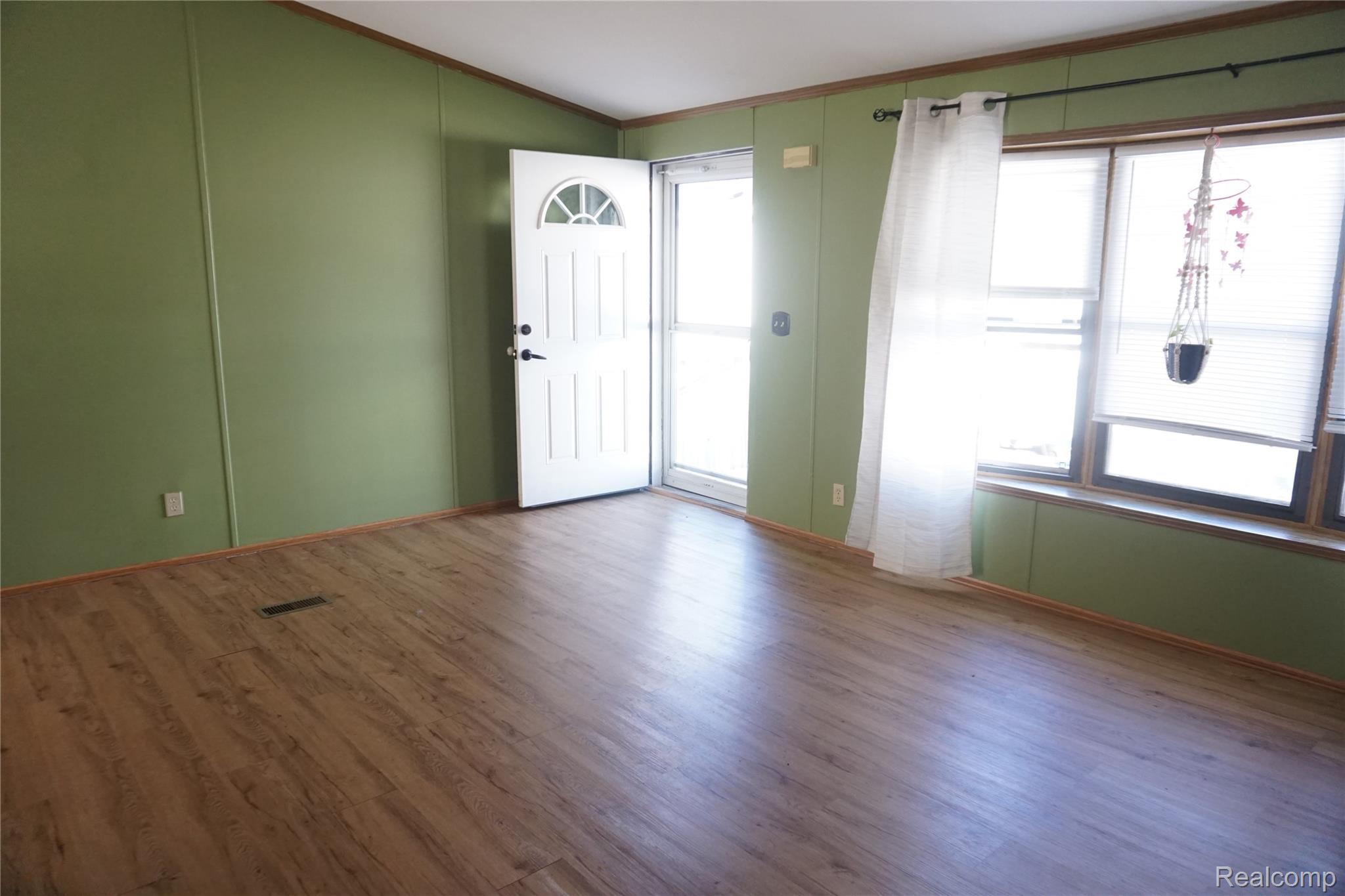 2029 Shirewood Drive