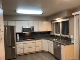 5682 Stonington Stonington Court