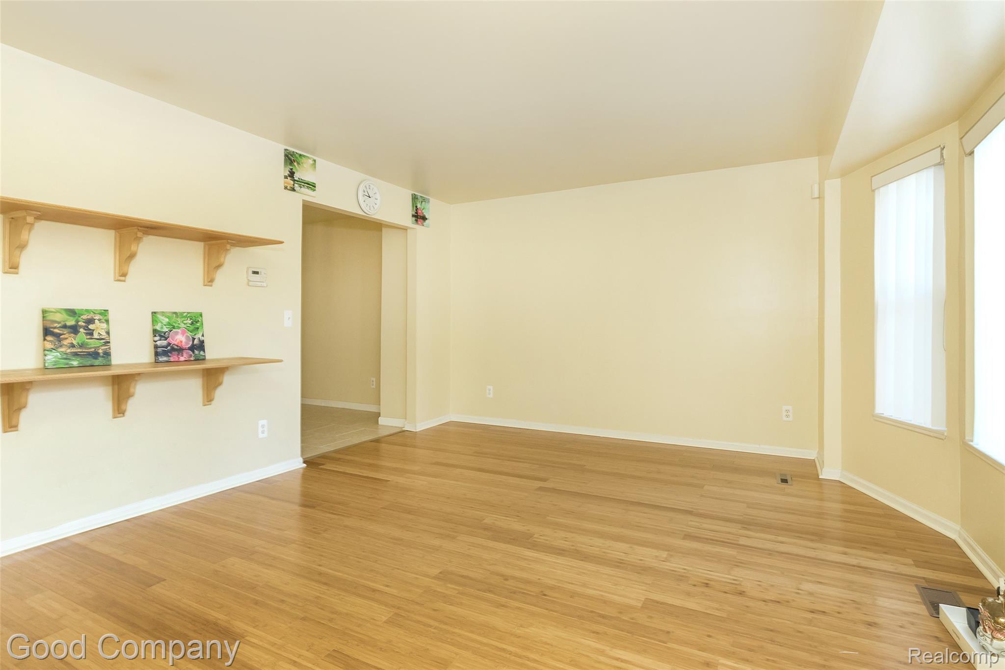 1021 E Granet Avenue