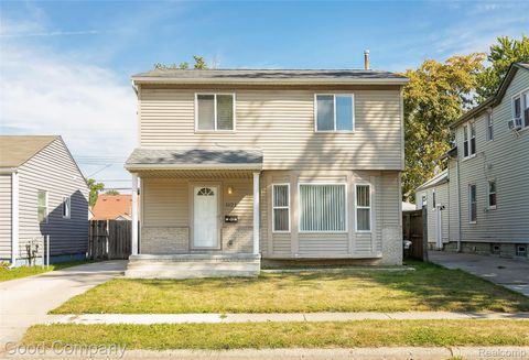 1021 E Granet Avenue Hazel Park City MI 48030