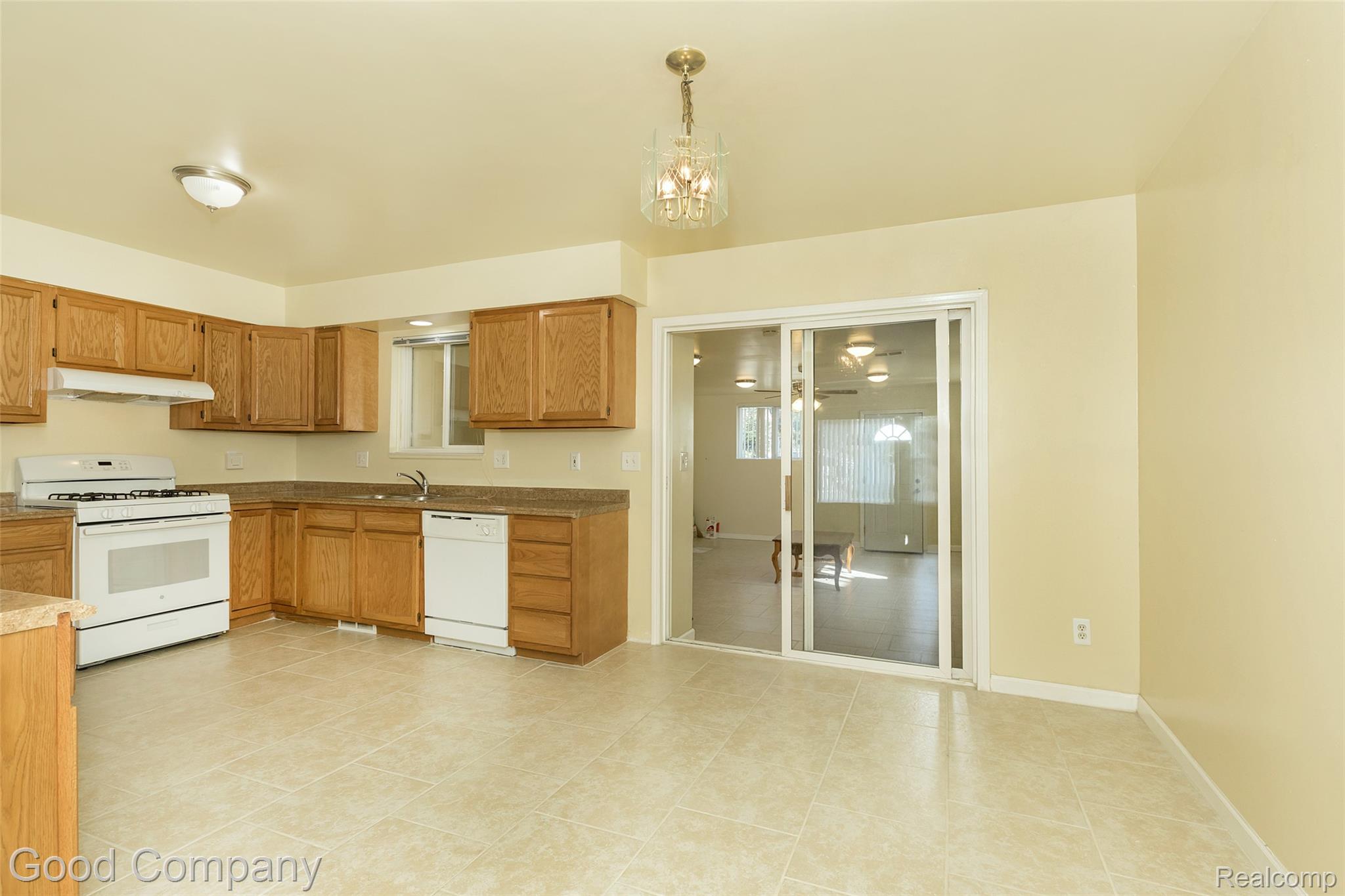 1021 E Granet Avenue