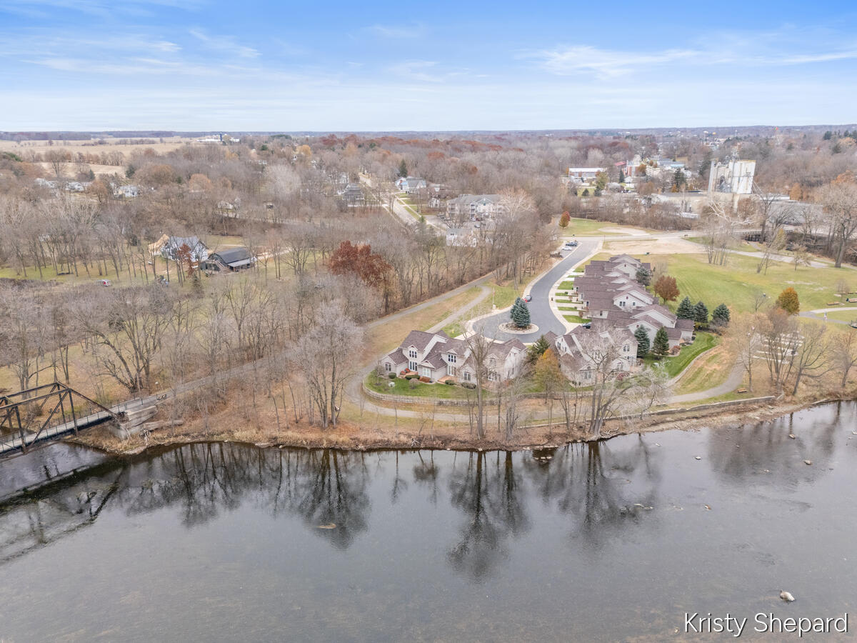 504 Rivers Edge Lane