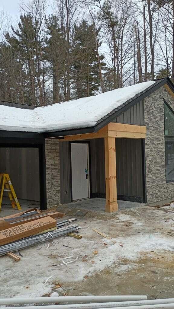 12745 Austrian Drive