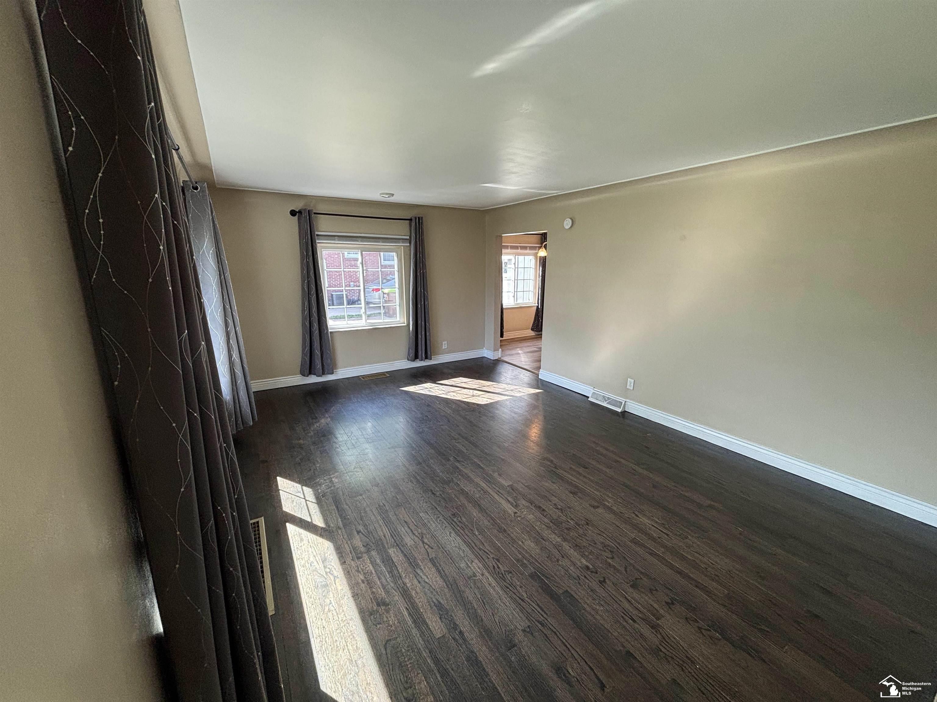 517 Rosewood Avenue