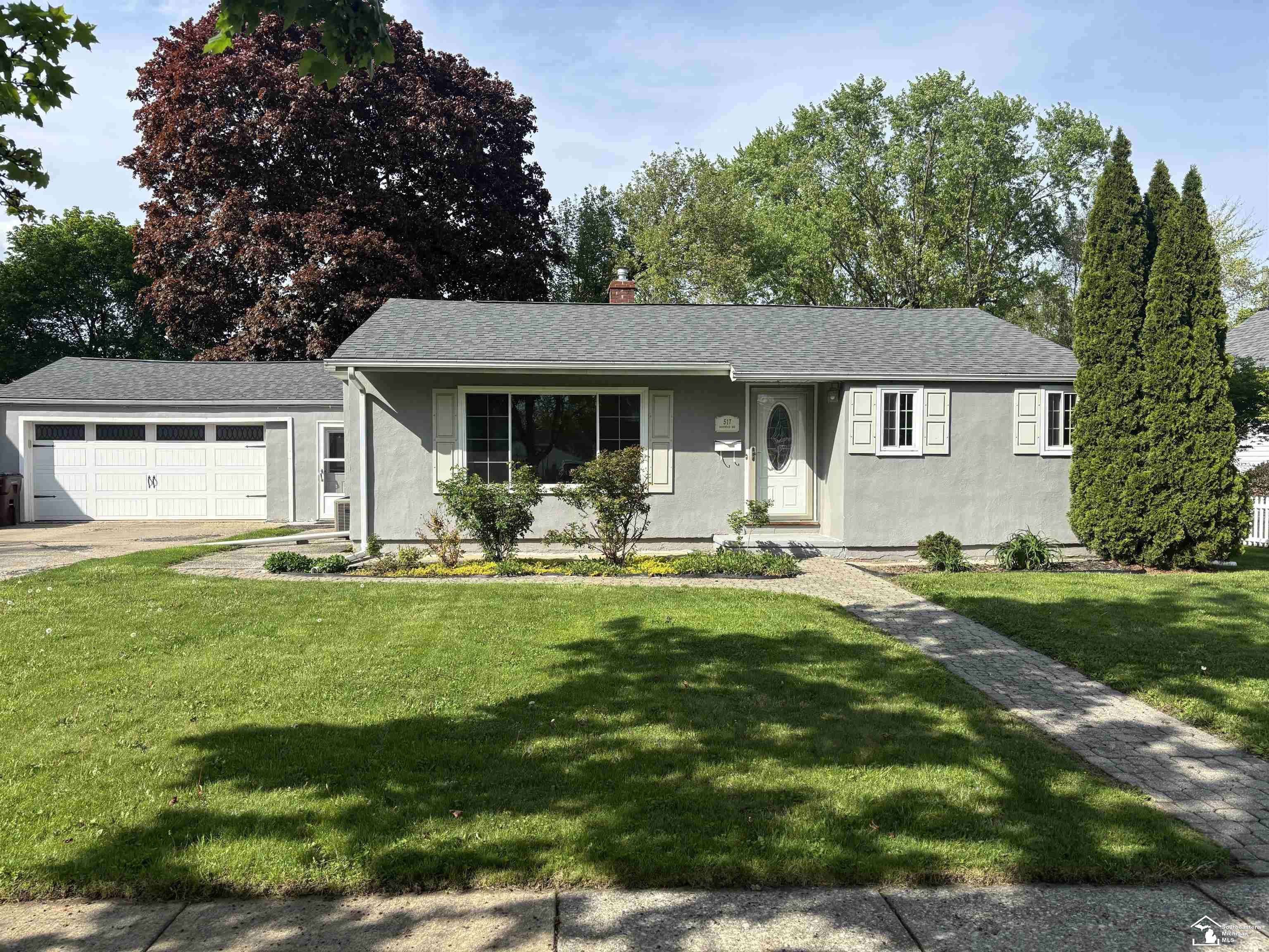 517 Rosewood Avenue