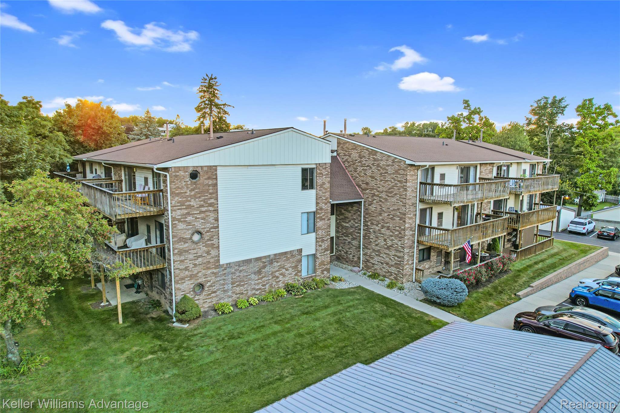 855 S Pontiac Trail A205