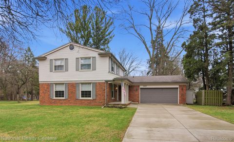 35037 Ellen Court Livonia City MI 48154