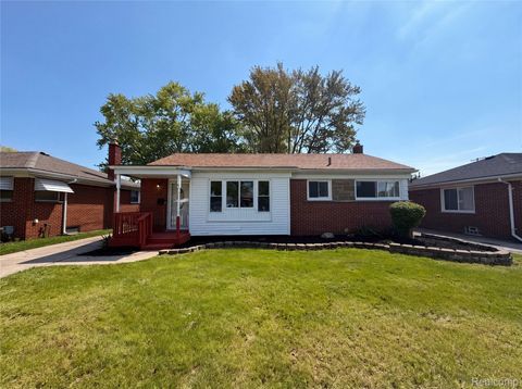 28832 Kaufman Street Roseville City MI 48066