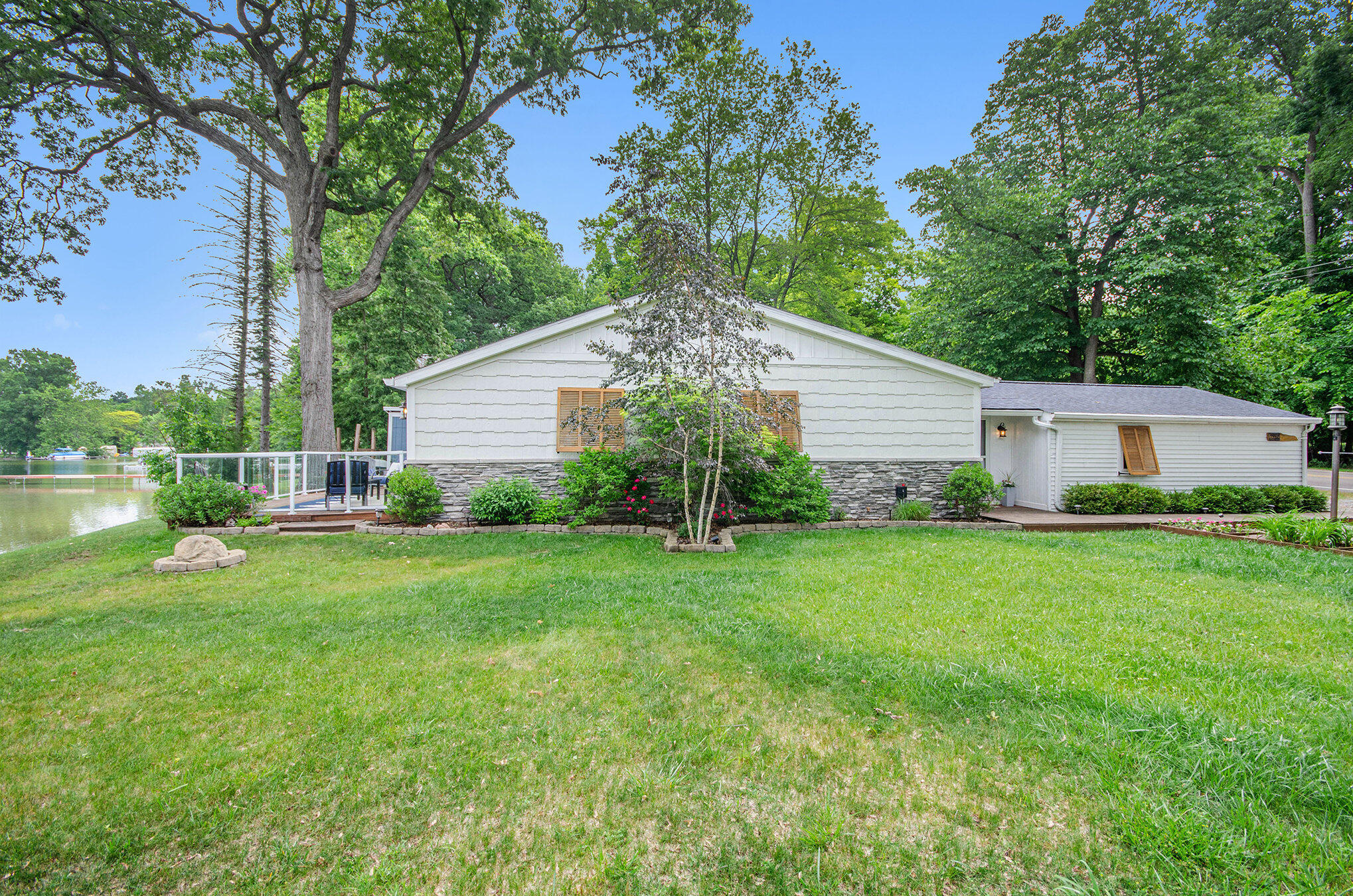 4449 Cordley Lake Road