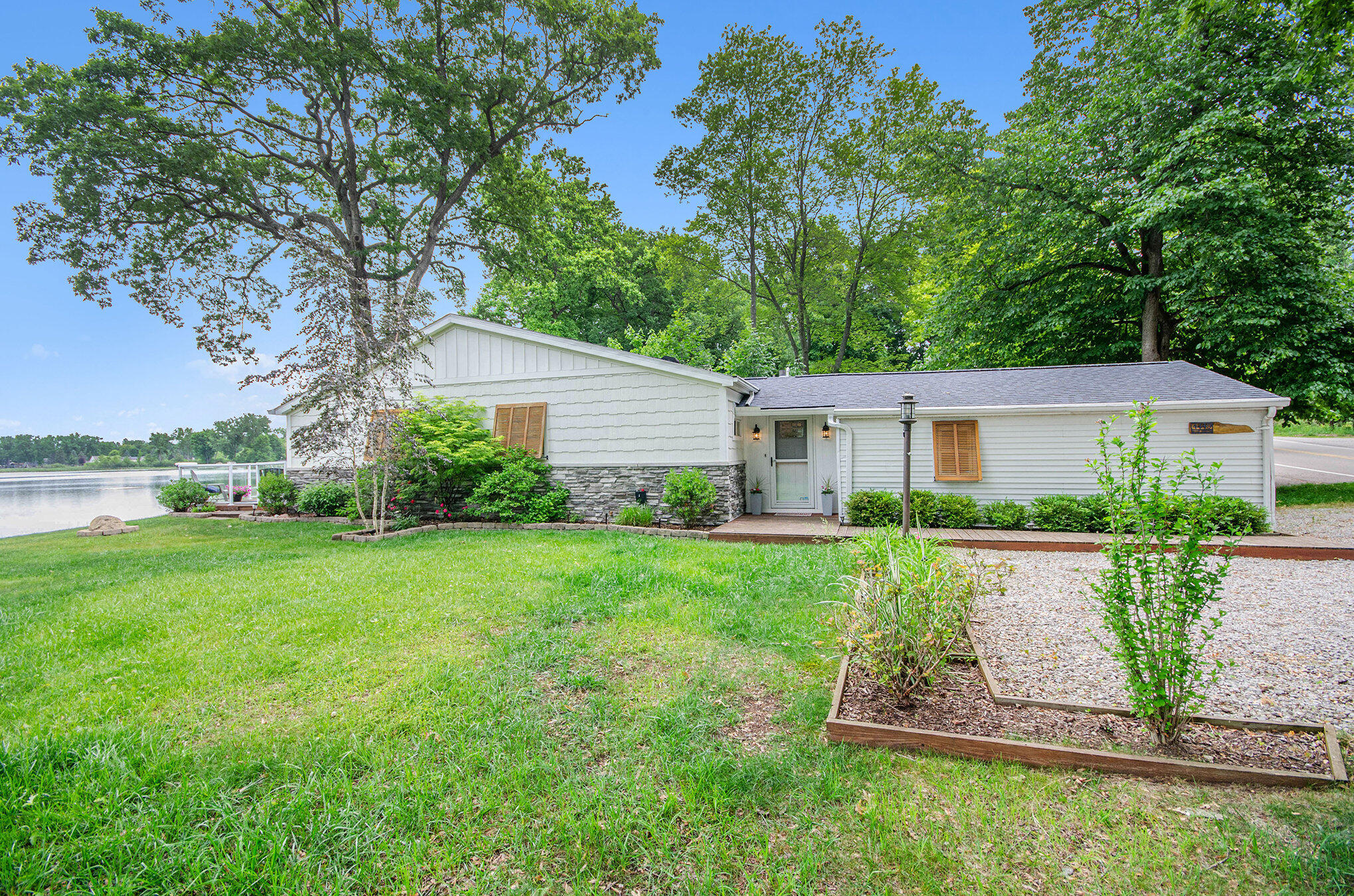 4449 Cordley Lake Road