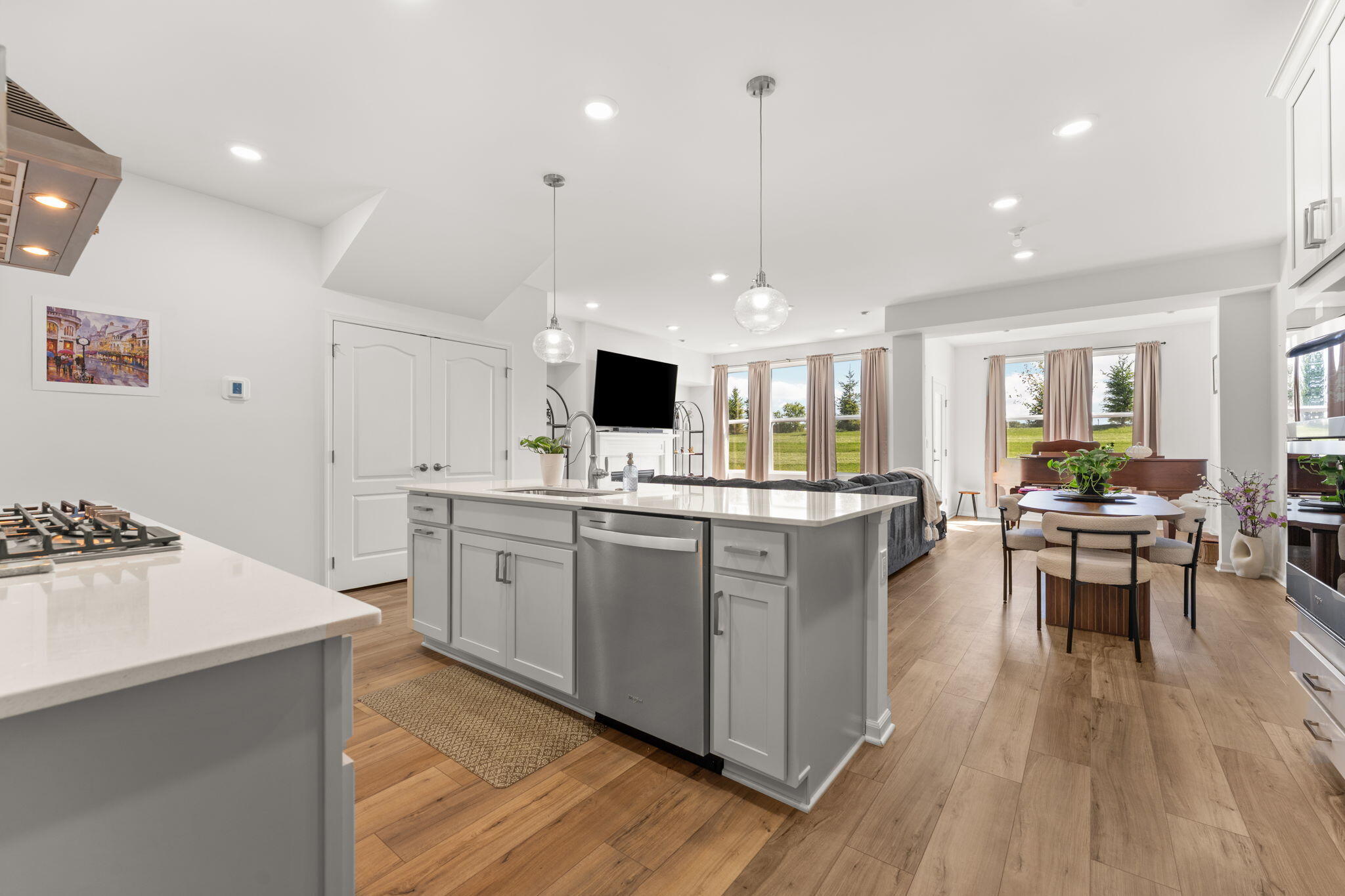 5543 E Spaniel Drive