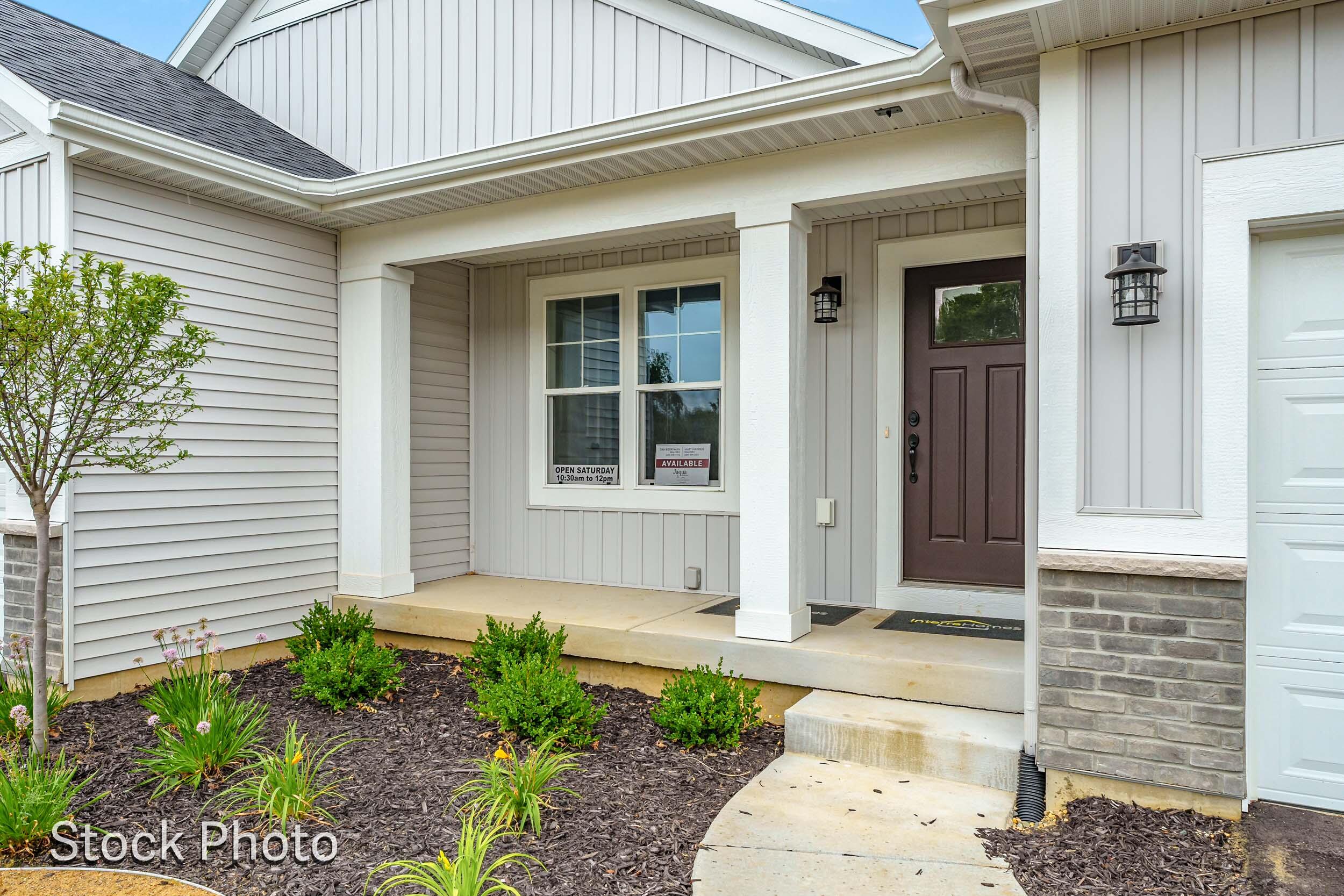 327 Round Hill Road