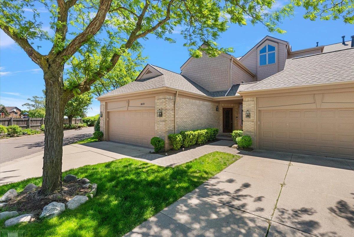 26151 Harbour Pointe Drive