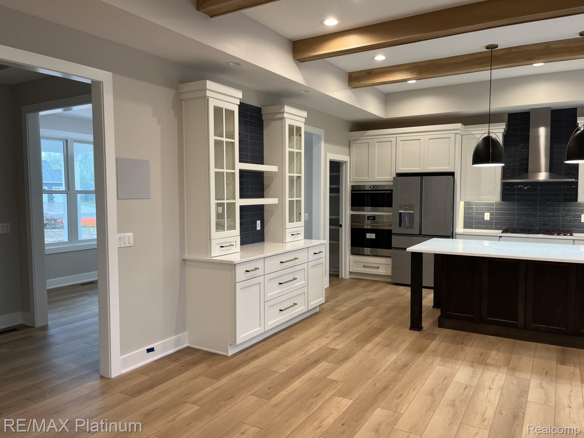 10310 Sweetheart Lane