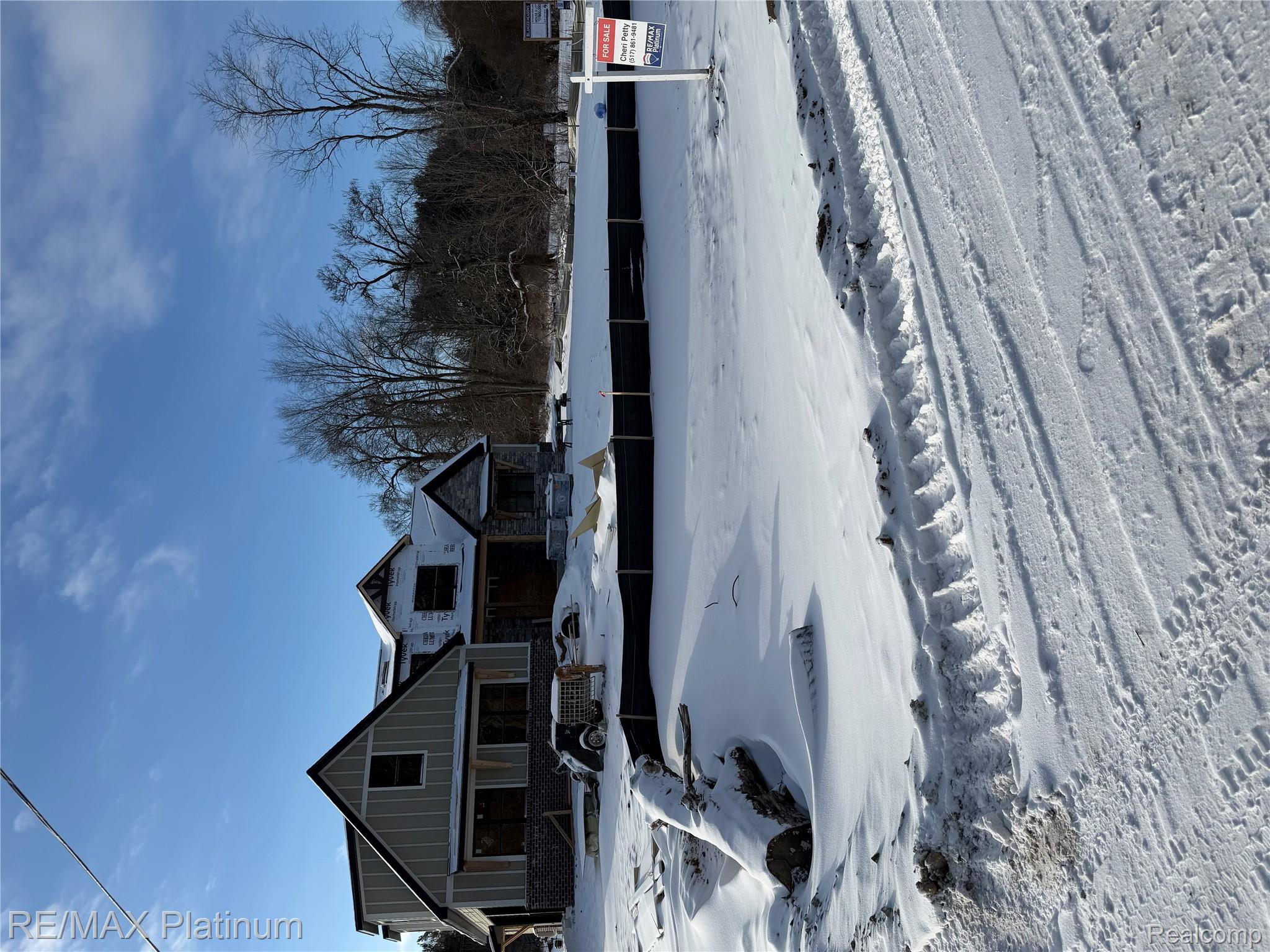 10310 Sweetheart Lane