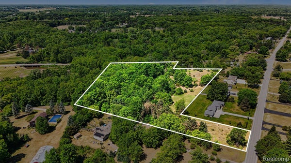 1948 MAYFIELD RD, LAPEER, MI 48446 - Image f3490e349991b8ff6bc62bd0eb40cc5d/282736482