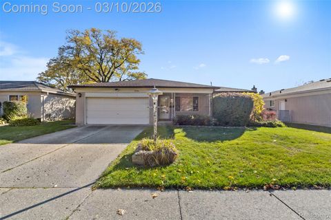 2846 Teasdale Drive Troy City MI 48083