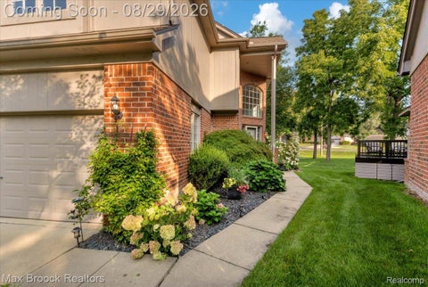Tiny photo for 54937 Winter Court, Shelby Charter Township, MI 48316 (MLS # 20261068529)