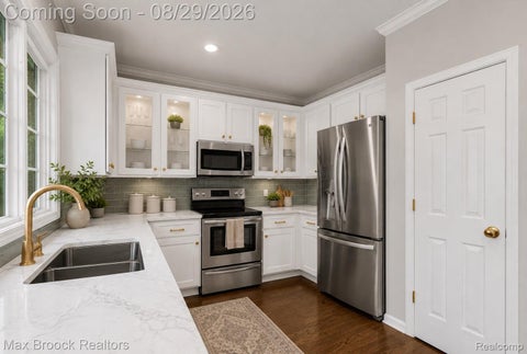 Tiny photo for 54937 Winter Court, Shelby Charter Township, MI 48316 (MLS # 20261068529)
