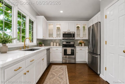 Tiny photo for 54937 Winter Court, Shelby Charter Township, MI 48316 (MLS # 20261068529)