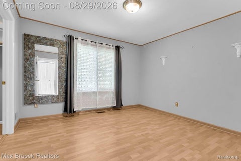 Tiny photo for 54937 Winter Court, Shelby Charter Township, MI 48316 (MLS # 20261068529)