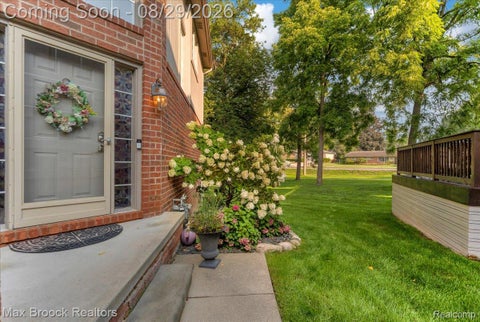 Tiny photo for 54937 Winter Court, Shelby Charter Township, MI 48316 (MLS # 20261068529)