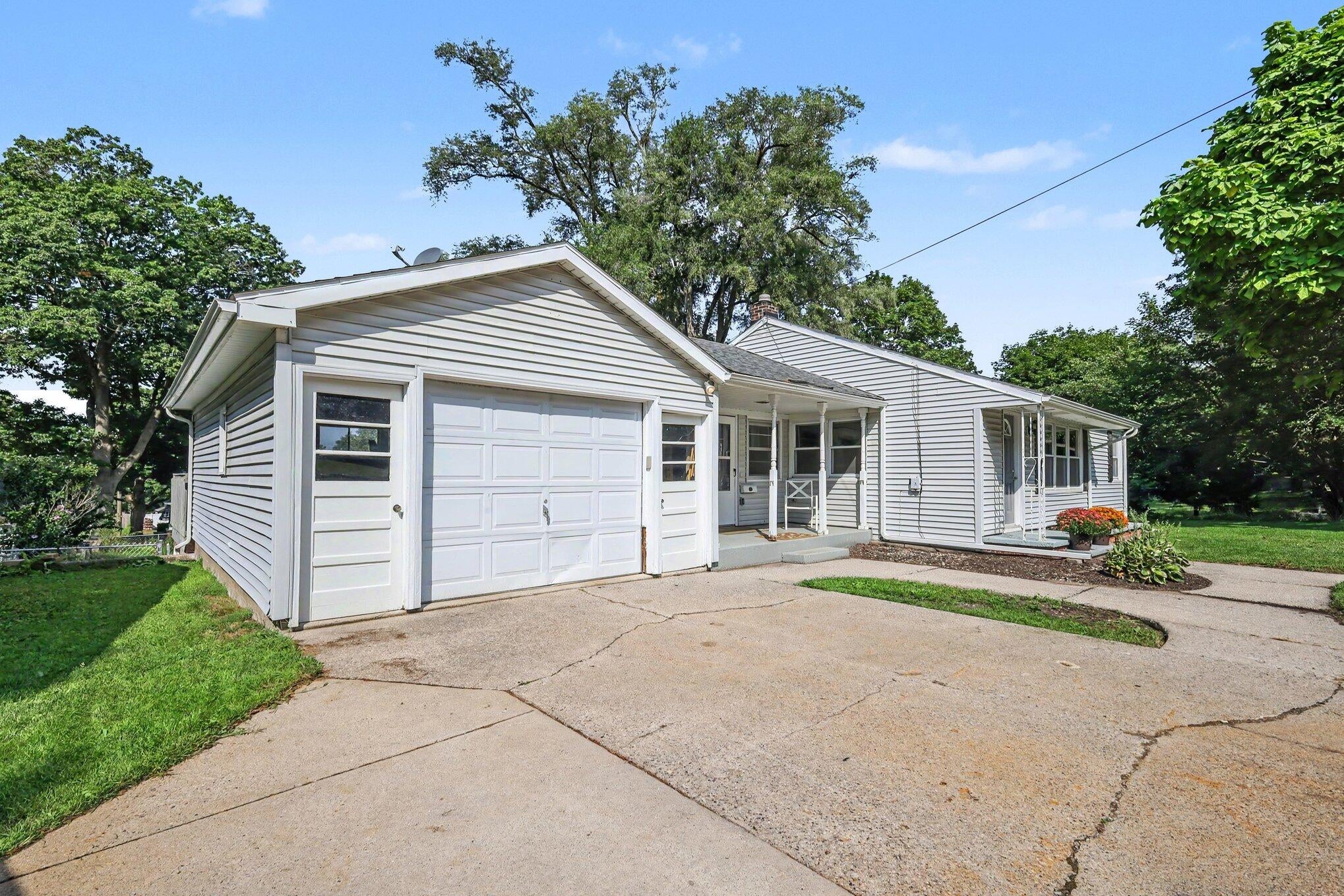 832 N Jefferson Street