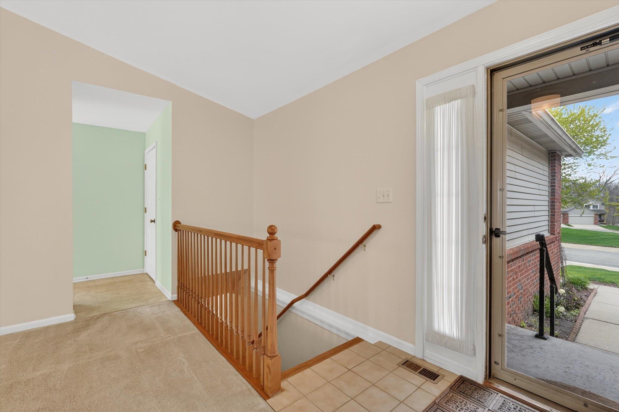 2547 Woodcliff Trail