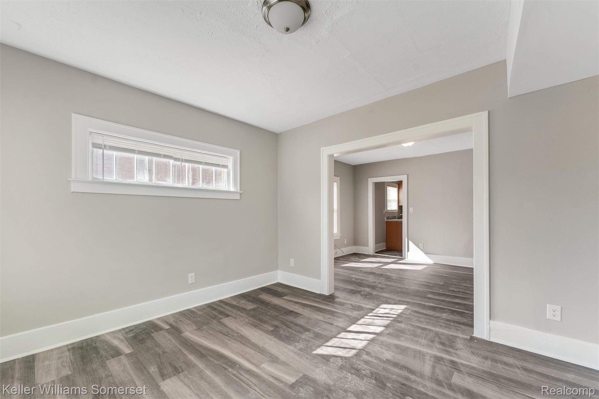 22065 Linwood Avenue