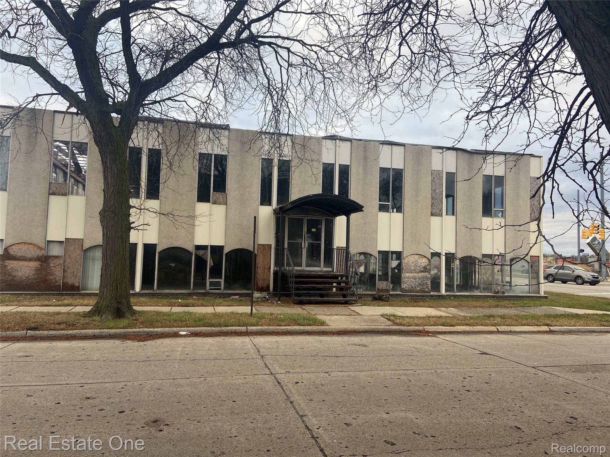 21590 Greenfield Road