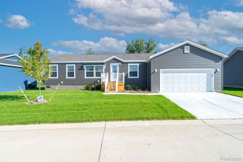 2769 NAPLES Court Lapeer Township MI 48446