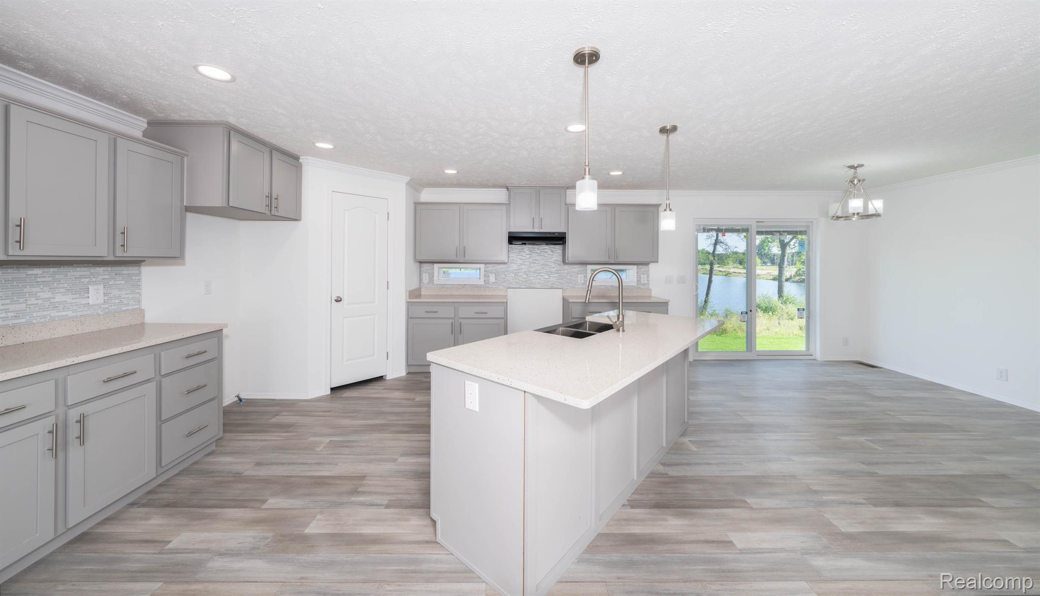 2769 NAPLES Court
