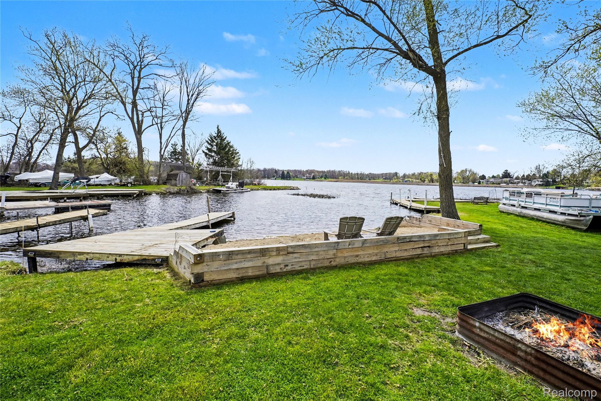 6522 BENNETT LAKE Road